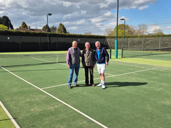 Wellow tennis courts