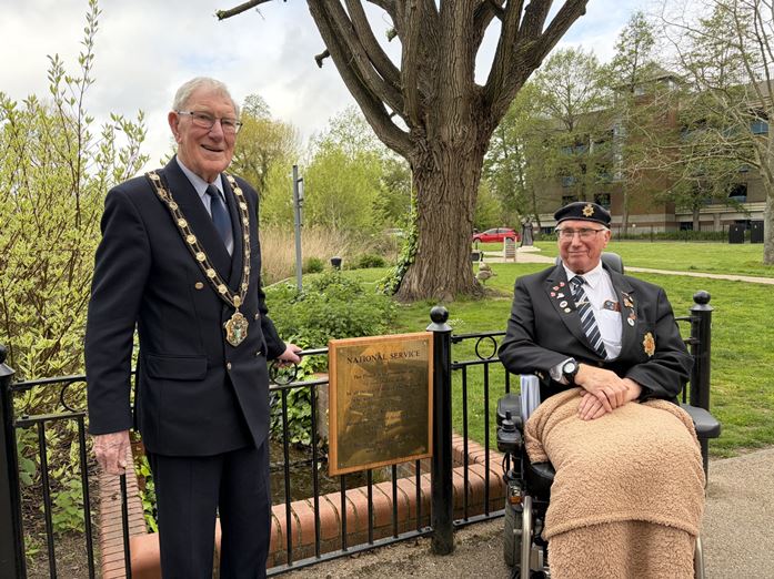 The Mayor and Michael Homer with National Service Plaque