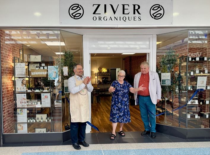 Ziver Organiques opening