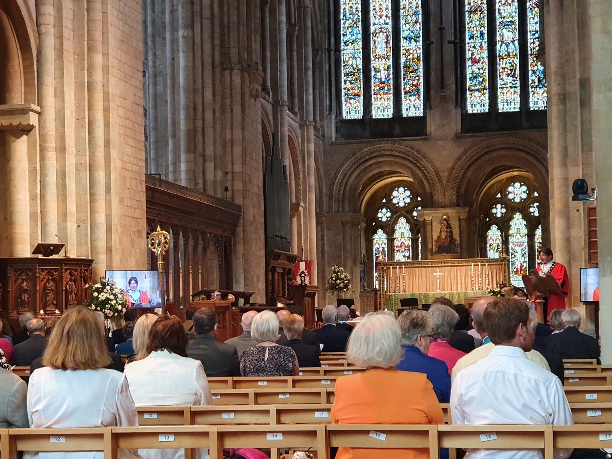Service in Romsey Abbey
