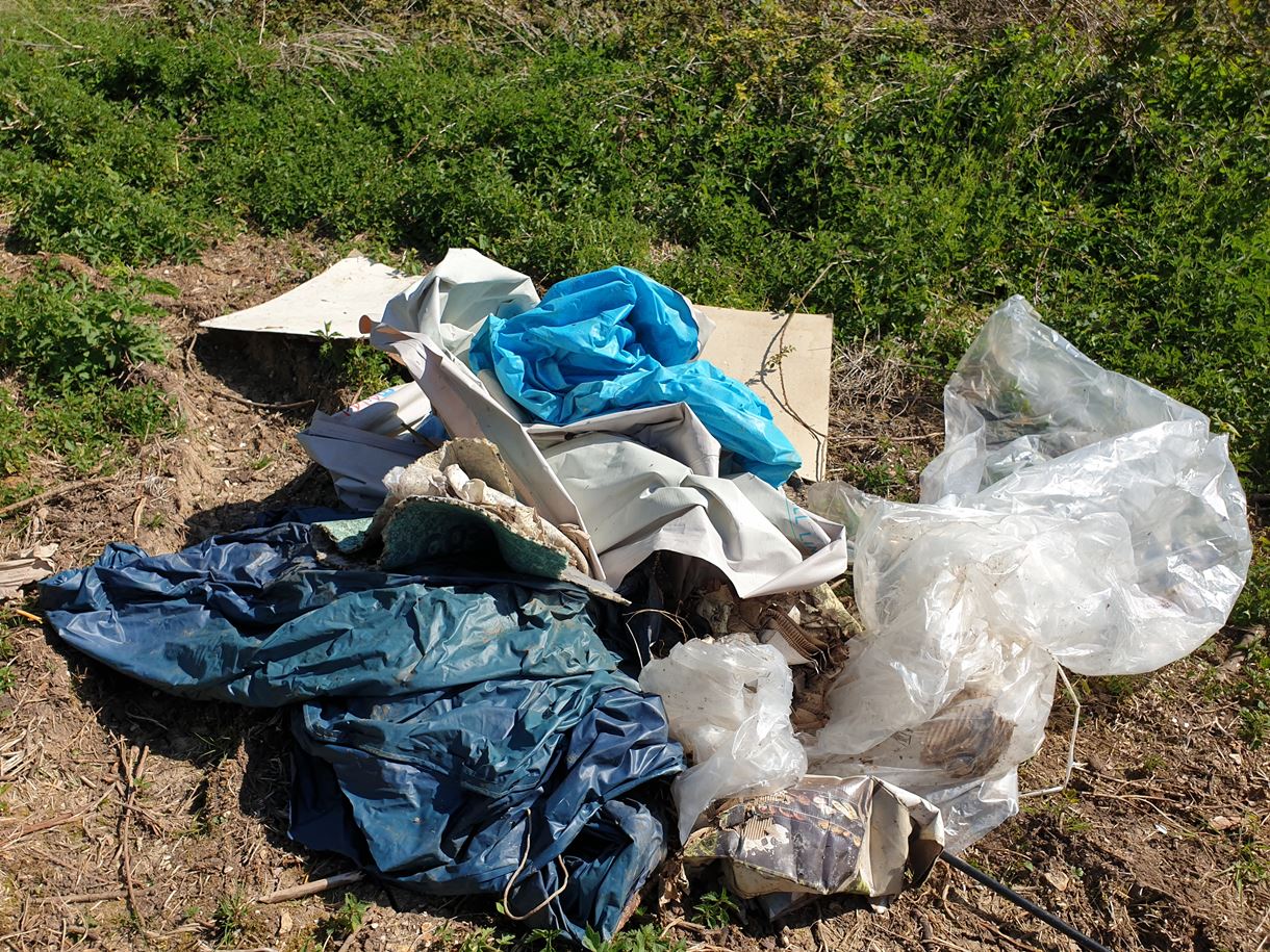 Karina Brown’s waste that was left at Anton Lakes, Andover
