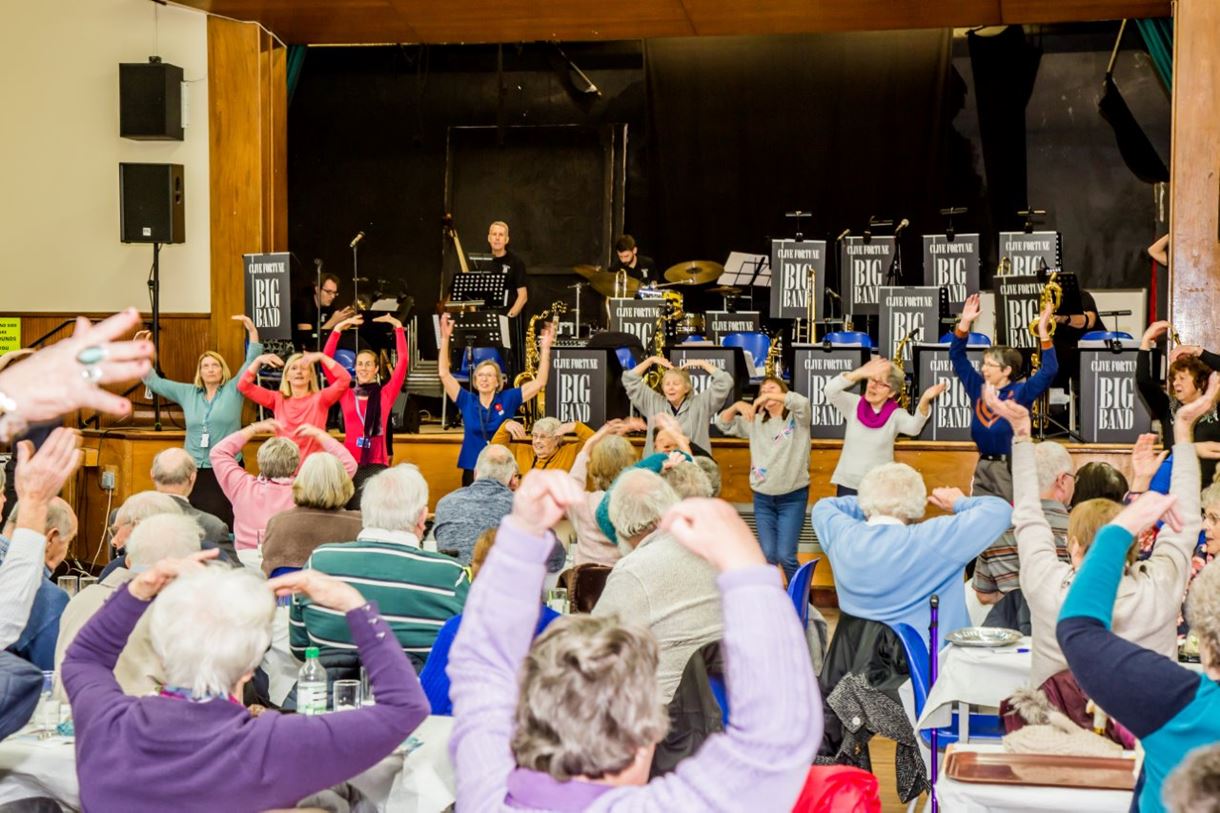 Big Band Buffet band dancing