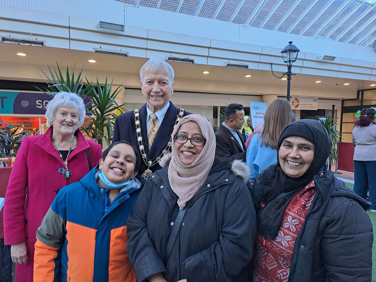 Mayor and Mayoress at Cultural Sharing Forum celebration