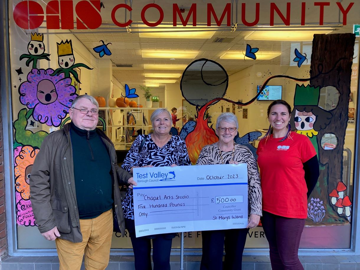 Councillors award council community grant to Chapel Arts Studio (CAS)
